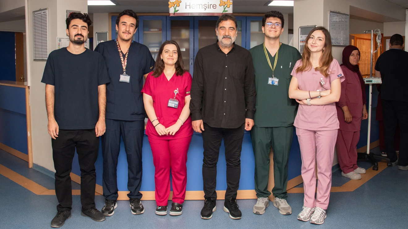 Milletvekili  Ünal Karaman, Selçuk Tıp’ta hastaları ziyaret etti